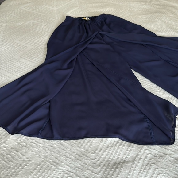 🛍️INA Navy Palazzo with front leg split. Sz SP. - Picture 9 of 12
